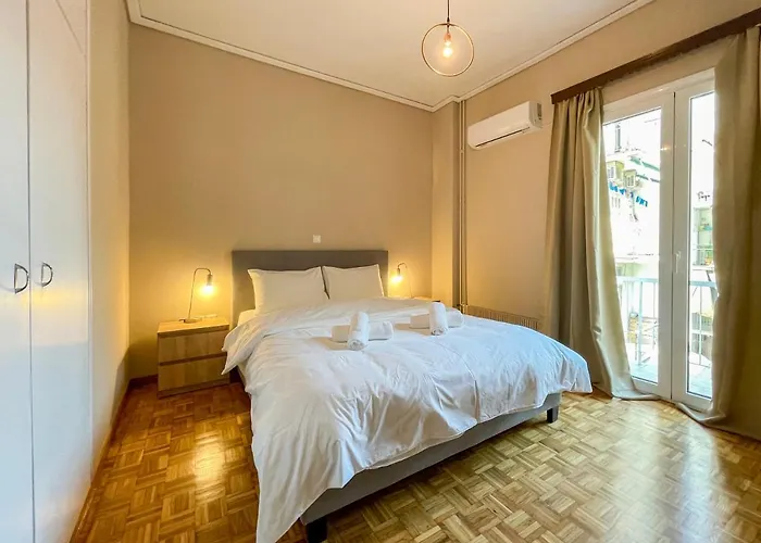Riankour Central 90Sqm Apt In Panormou